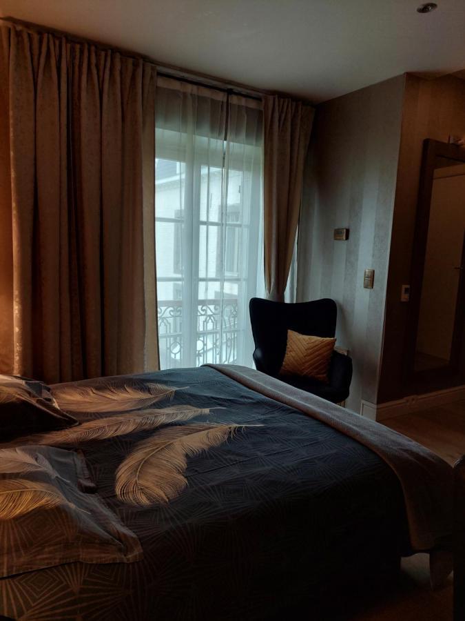 La Chambre Et Le Studio Du Chateau Du Golf De Bernalmont Luik Buitenkant foto